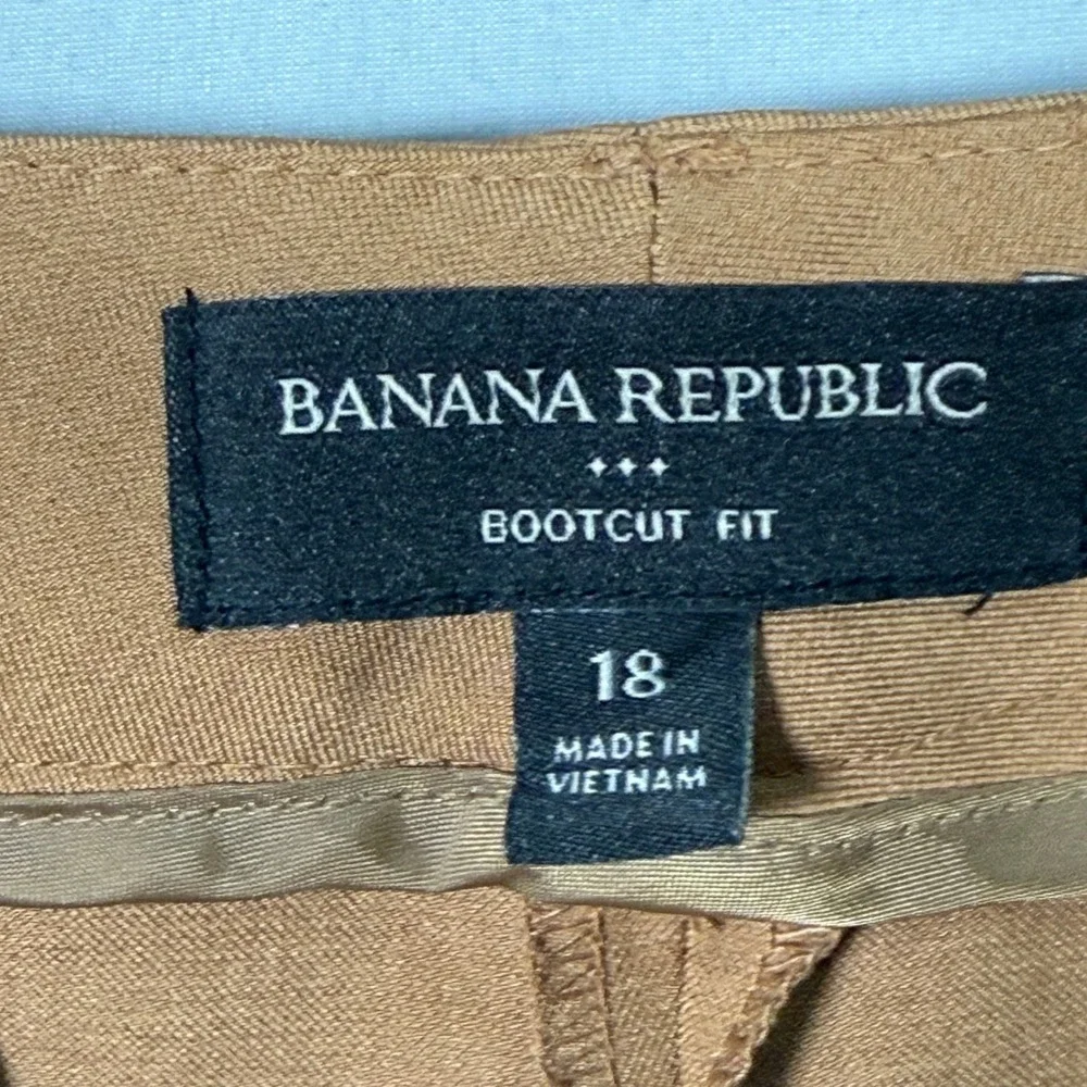 Banana Republic Womens 18 HR‎ Bootcut 365 Dark Camel Tan Trousers 812666-06